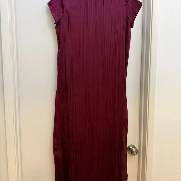 NWT Madewell Short-Sleeve Slip Midi Dress in Burgundy Plissé Size M - Picture 4 of 7